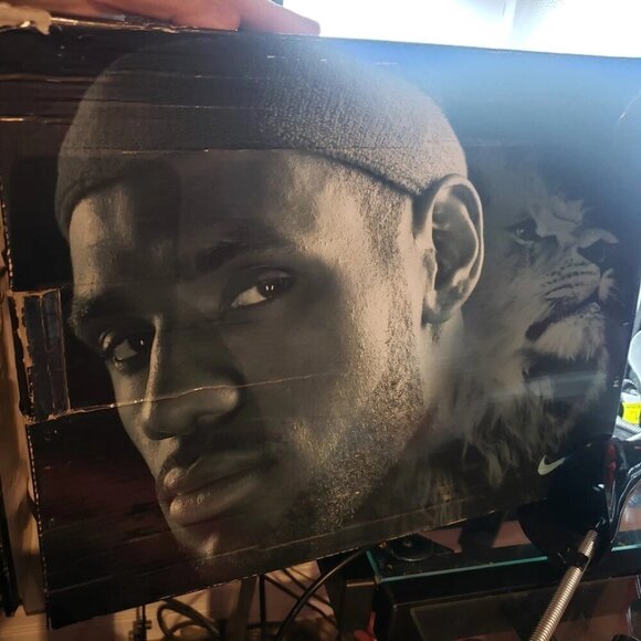 Nike Lebron James 8 V/2 SZ 11.5 White Sport Red Miami Heat Elite 429676-100 - Picture 8 of 9